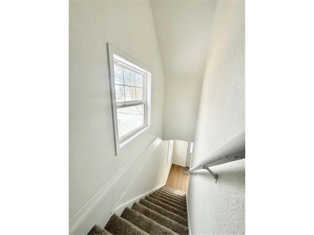 515 E Spring Street Redwood Falls MN 56283 7009749 image17