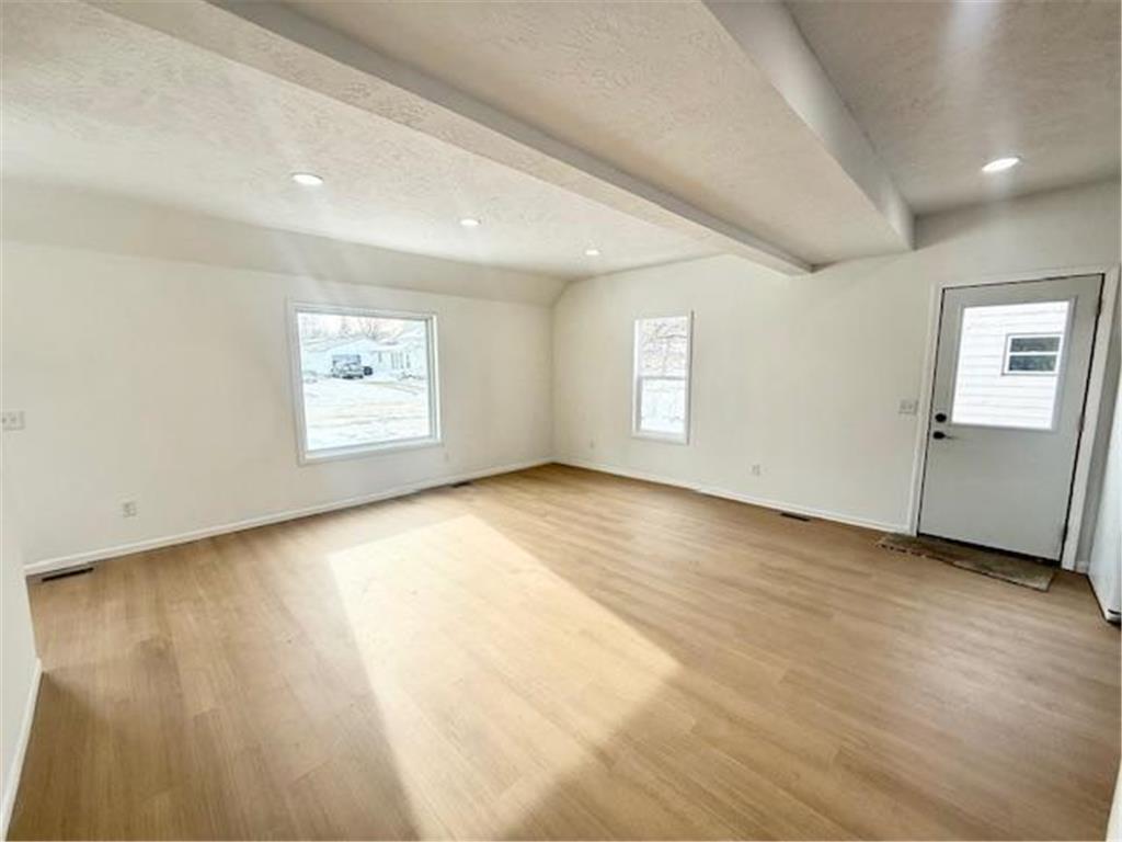 515 E Spring Street Redwood Falls MN 56283 7009749 image5
