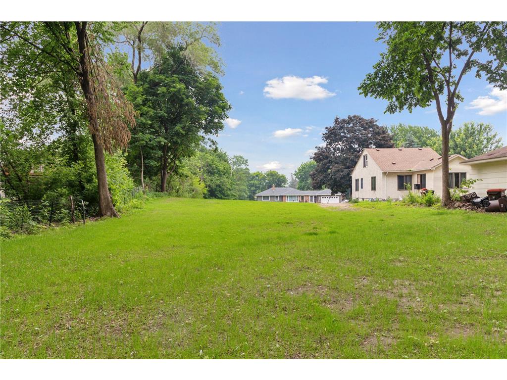 515 Farrell Street N Maplewood MN 55119 7042290 image11