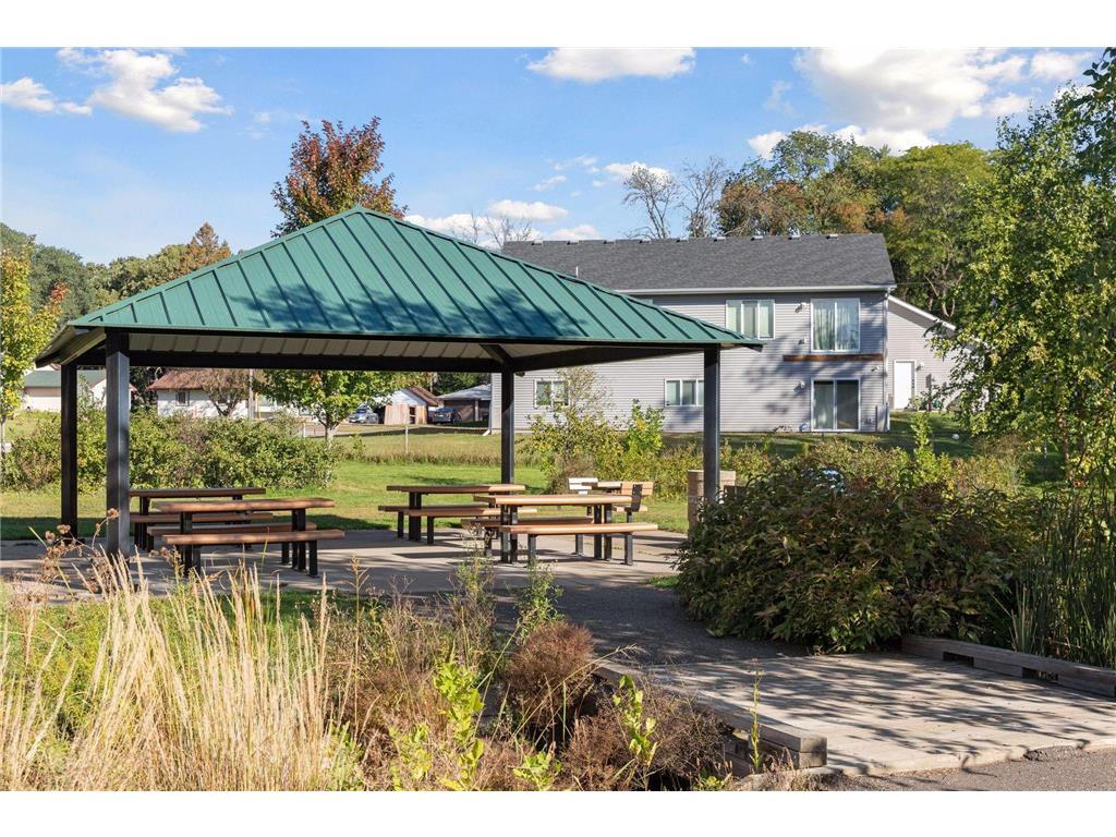 515 Farrell Street N Maplewood MN 55119 7042290 image17