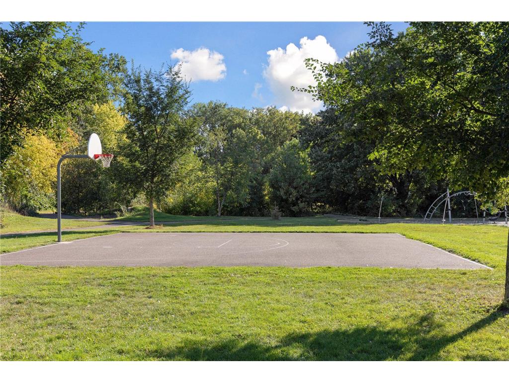 515 Farrell Street N Maplewood MN 55119 7042290 image21