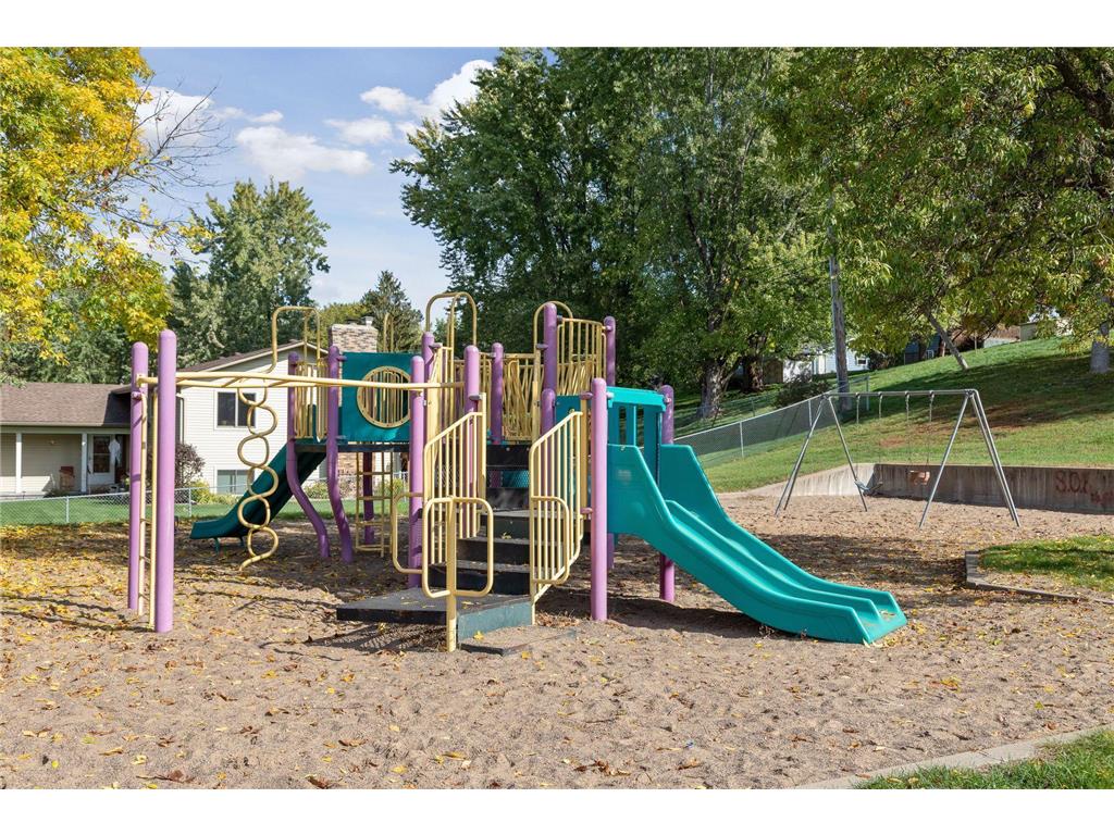 515 Farrell Street N Maplewood MN 55119 7042290 image23