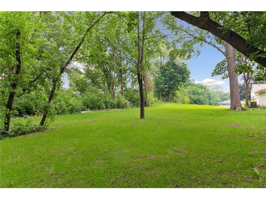 515 Farrell Street N Maplewood MN 55119 7042290 image3