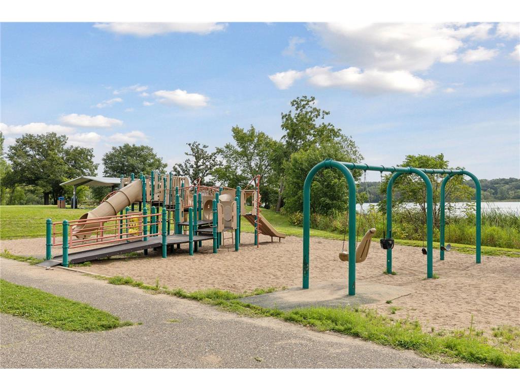 515 Farrell Street N Maplewood MN 55119 7042290 image39