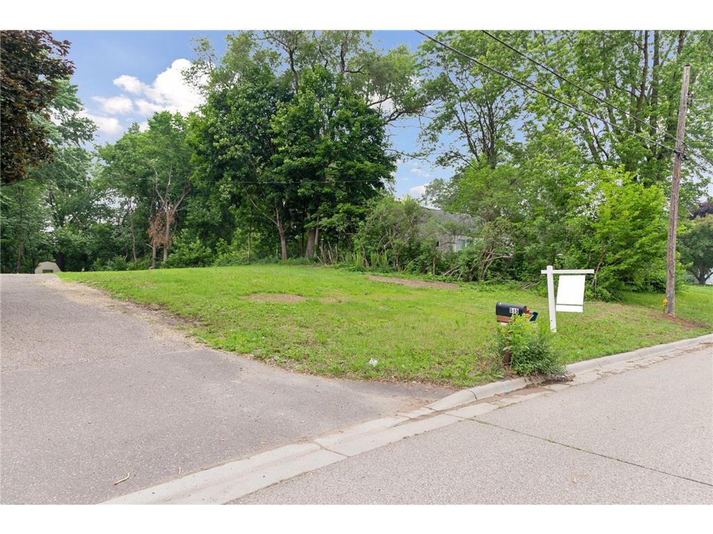 515 Farrell Street N Maplewood MN 55119 7042290 image7