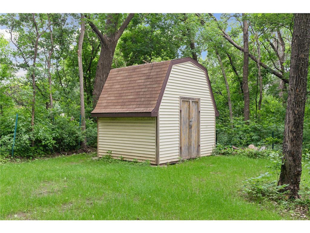 515 Farrell Street N Maplewood MN 55119 7042290 image9