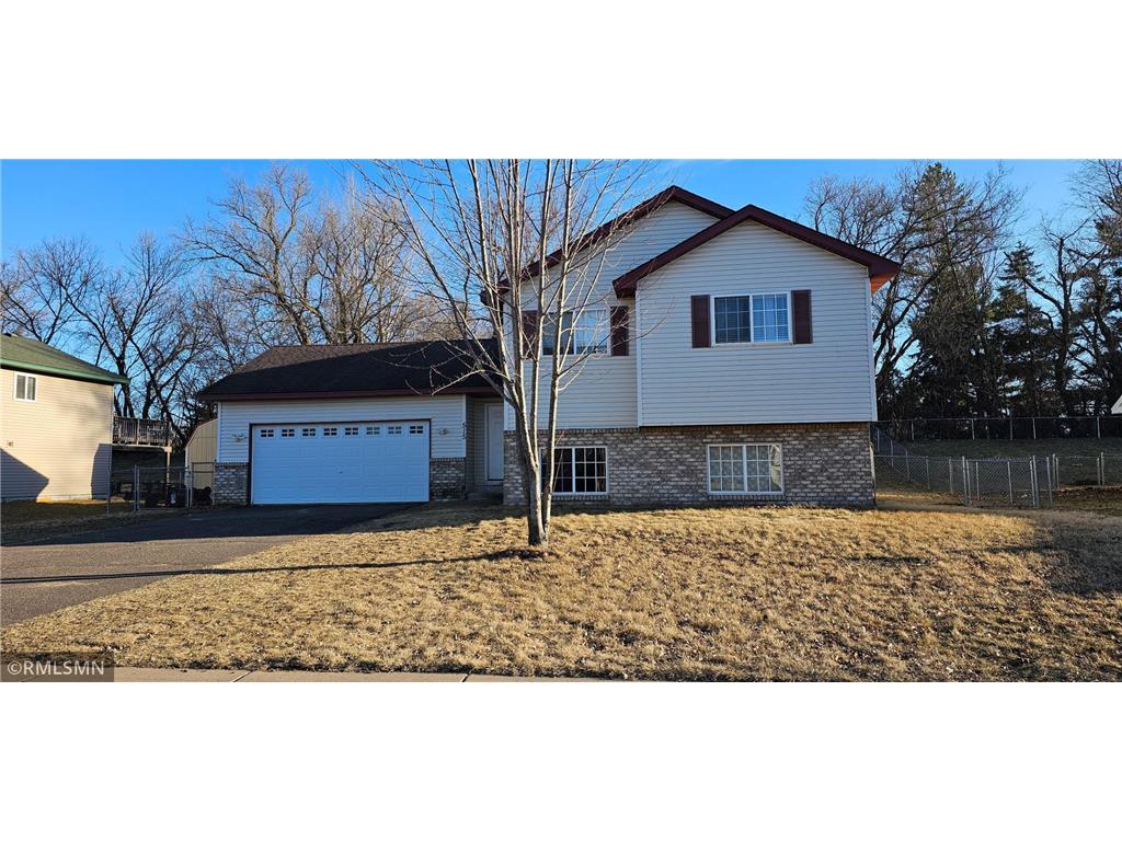 515 Horseshoe Lane Braham MN 55006 6506565 image1