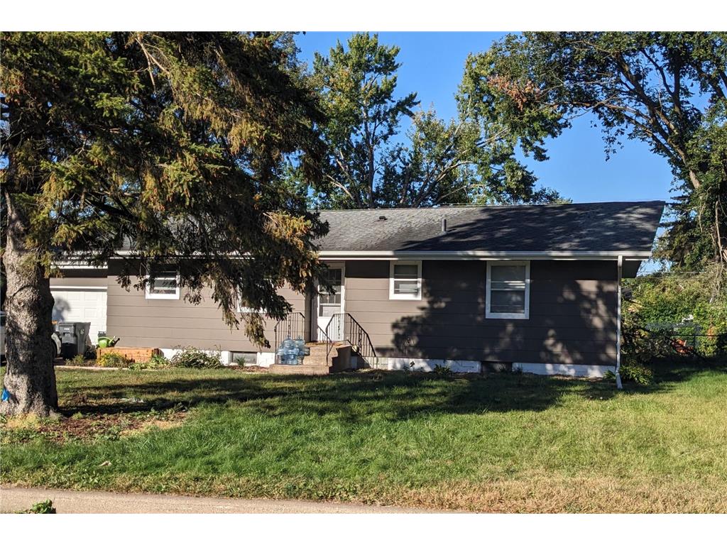 515 Lemon Street N Hudson WI 54016 6608683 image1