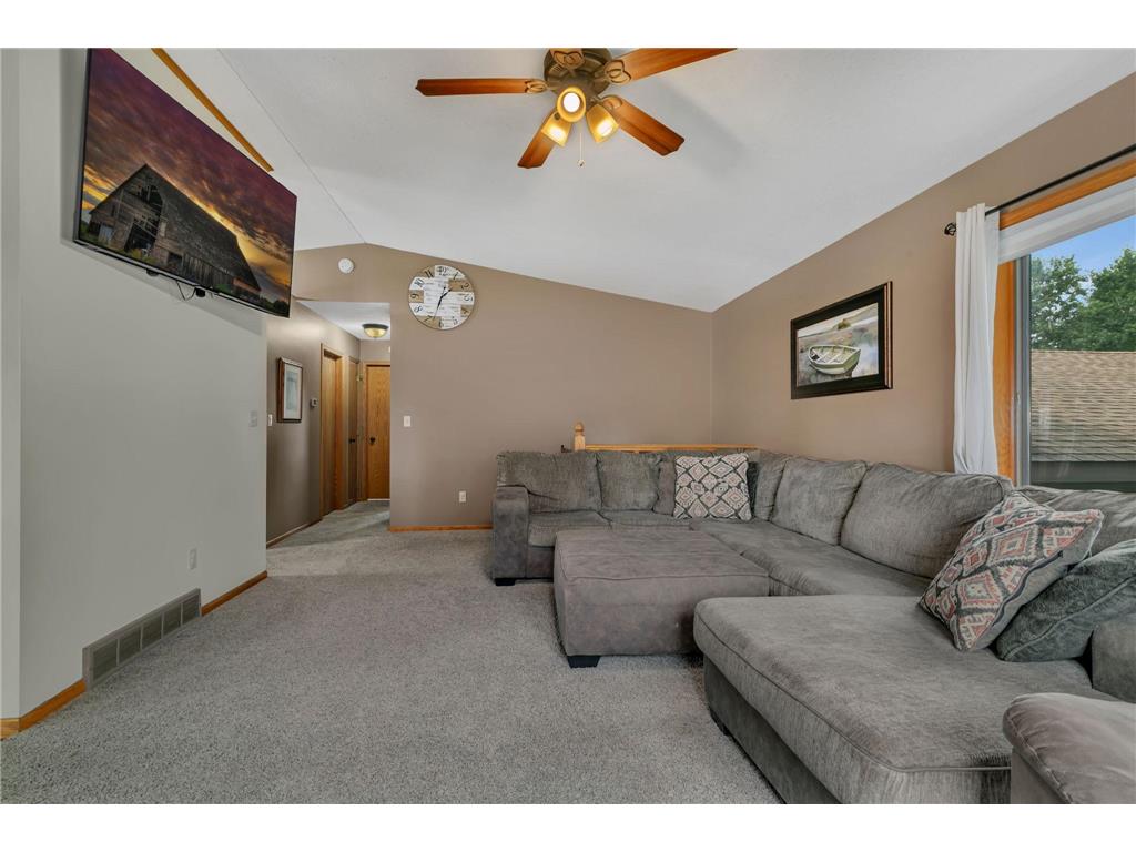 515 Main Street E Richmond MN 56368 7106814 image8