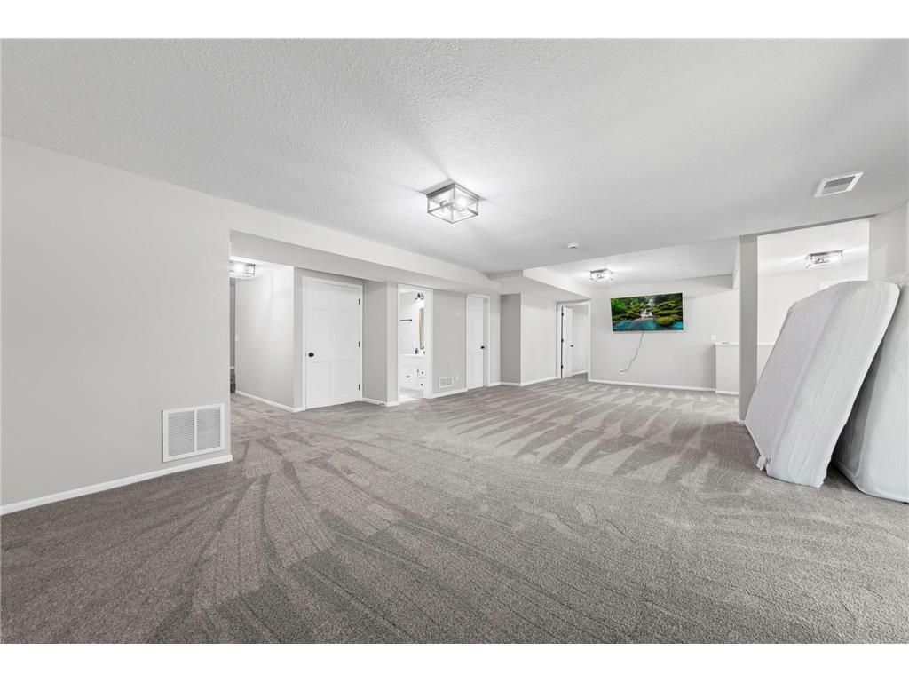 515 Marnie Street S Maplewood MN 55119 7023343 image48
