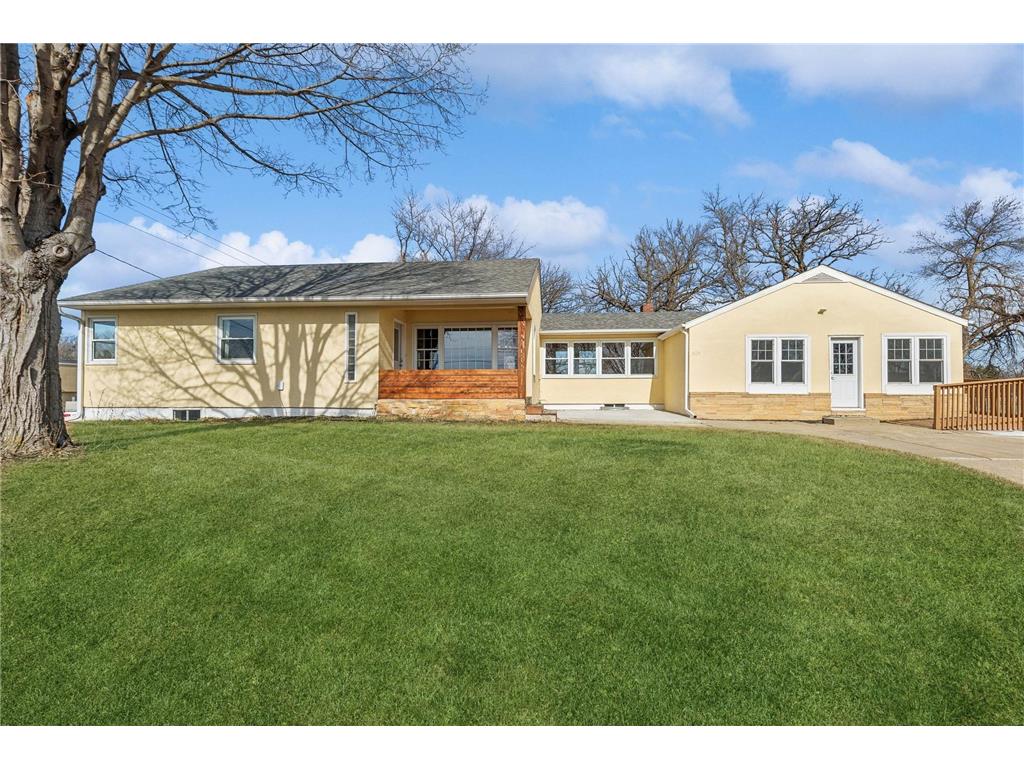 515 Morse Street Norwood Young America MN 55368 6503457 image1