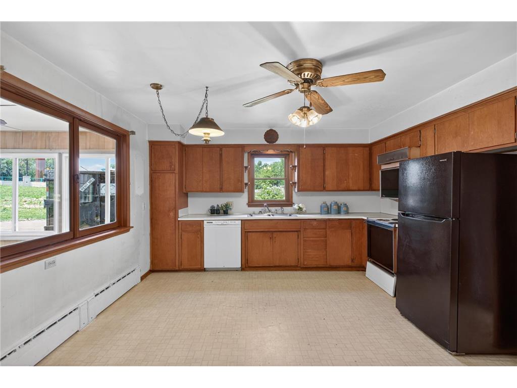 515 N Cedar Street Chaska MN 55318 7081798 image7