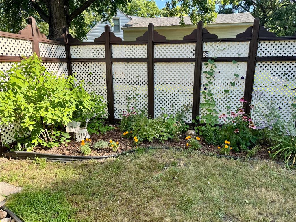 515 N Halvorson Street Redwood Falls MN 56283 7113604 image25