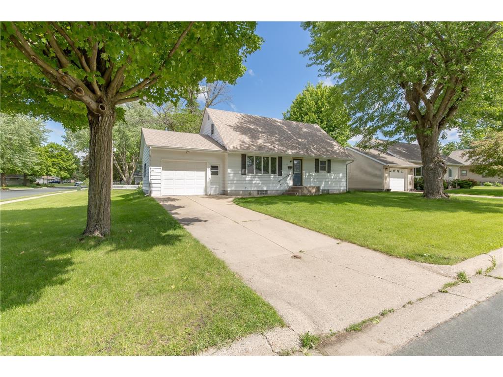 515 Pershing Avenue N New Prague MN 56071 6541108 image1