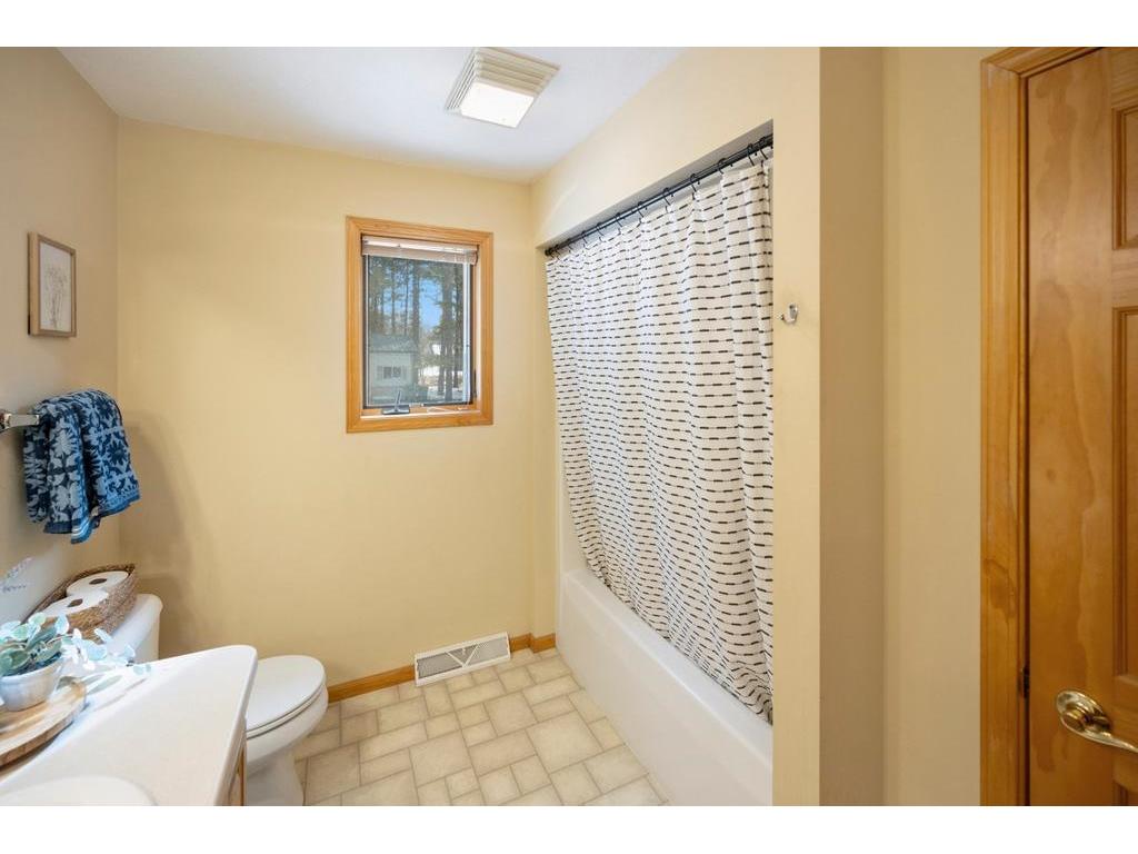 5150 Lindahl Road Duluth MN 55811 7036062 image16