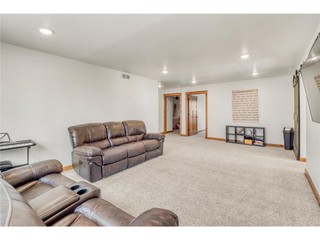 51509 County Highway 9 Pelican Rapids MN 56572 - Pelican 7063122 image23