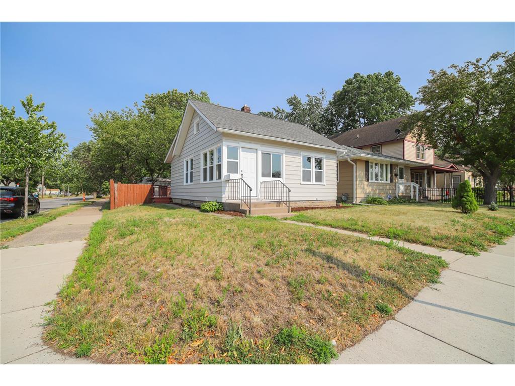 5152 Bryant Avenue N, Minneapolis, MN 55430 MLS 6238628 Edina Realty