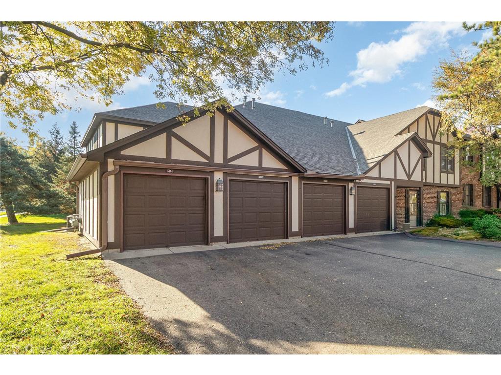 5157 Balmoral Lane Bloomington MN 55437 7003200 image1