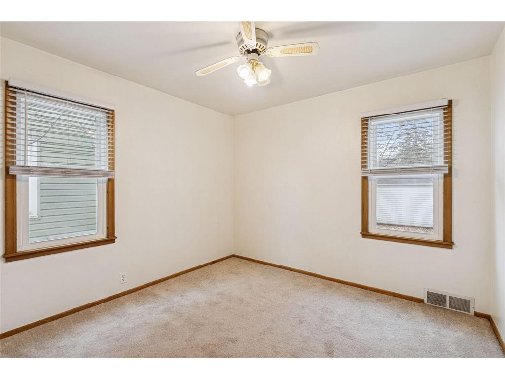 5157 Vincent Avenue N Minneapolis MN 55430 6818108 image11