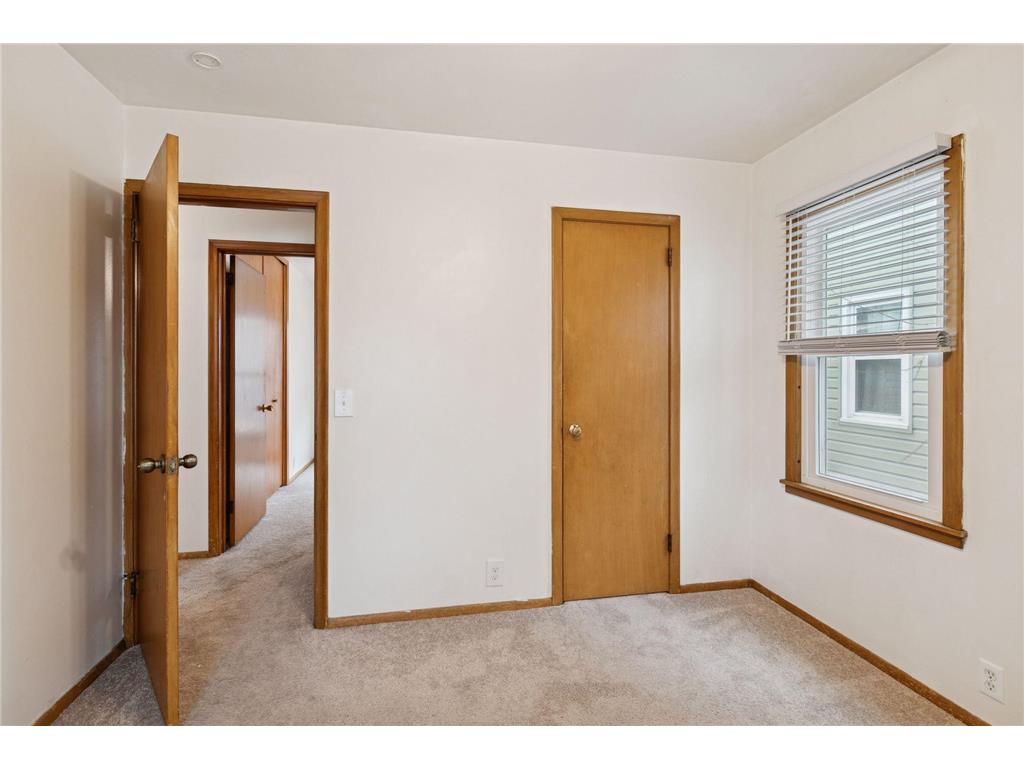 5157 Vincent Avenue N Minneapolis MN 55430 6818108 image12