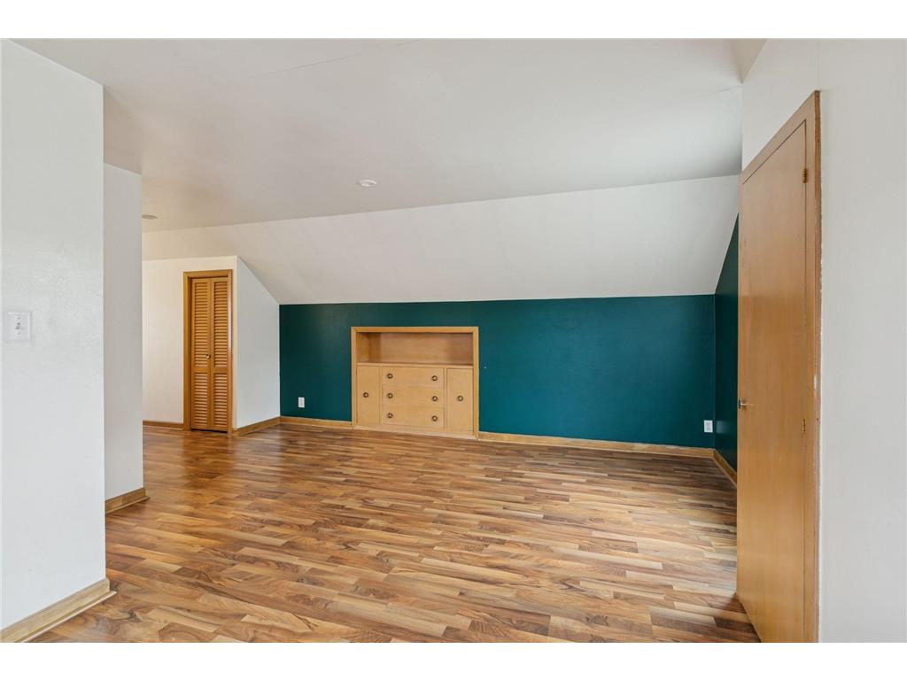 5157 Vincent Avenue N Minneapolis MN 55430 6818108 image16