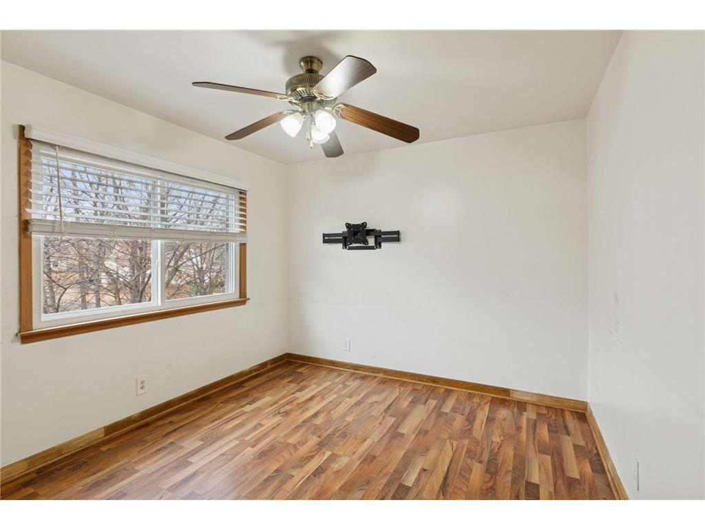 5157 Vincent Avenue N Minneapolis MN 55430 6818108 image17