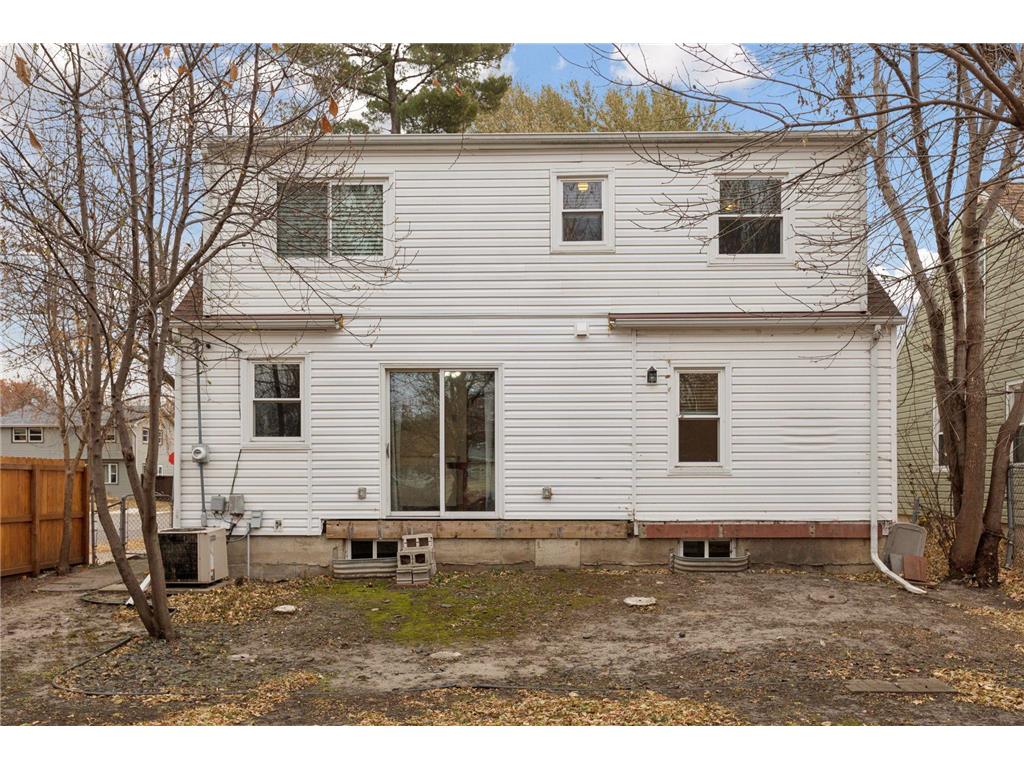 5157 Vincent Avenue N Minneapolis MN 55430 6818108 image25