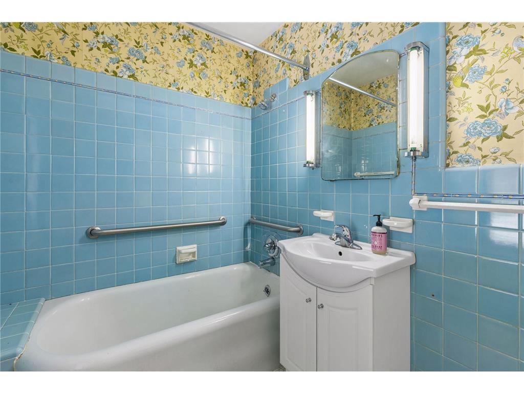 5157 Washburn Avenue S Minneapolis MN 55410 7035929 image12