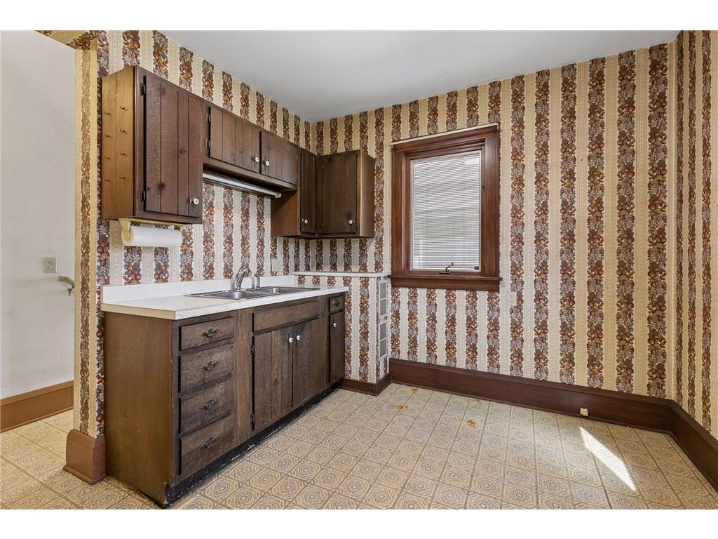 5157 Washburn Avenue S Minneapolis MN 55410 7035929 image7