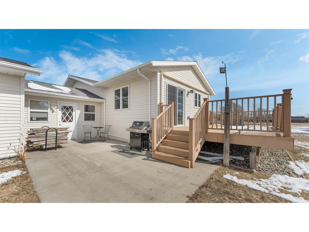 516 10th Street W Park Rapids MN 56470 6689062 image1