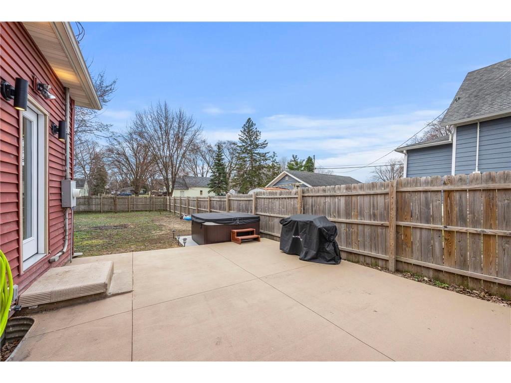 516 12th Street Howard Lake MN 55349 7052353 image16
