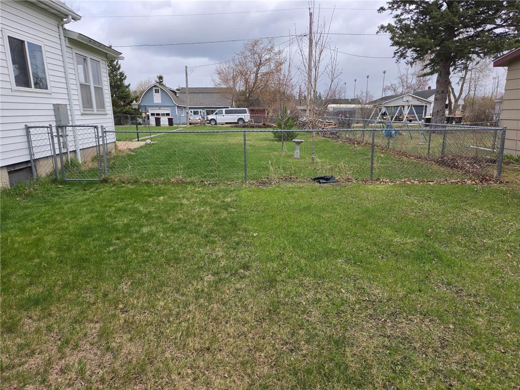 516 4th Street SE Deer River MN 56636 7072727 image5