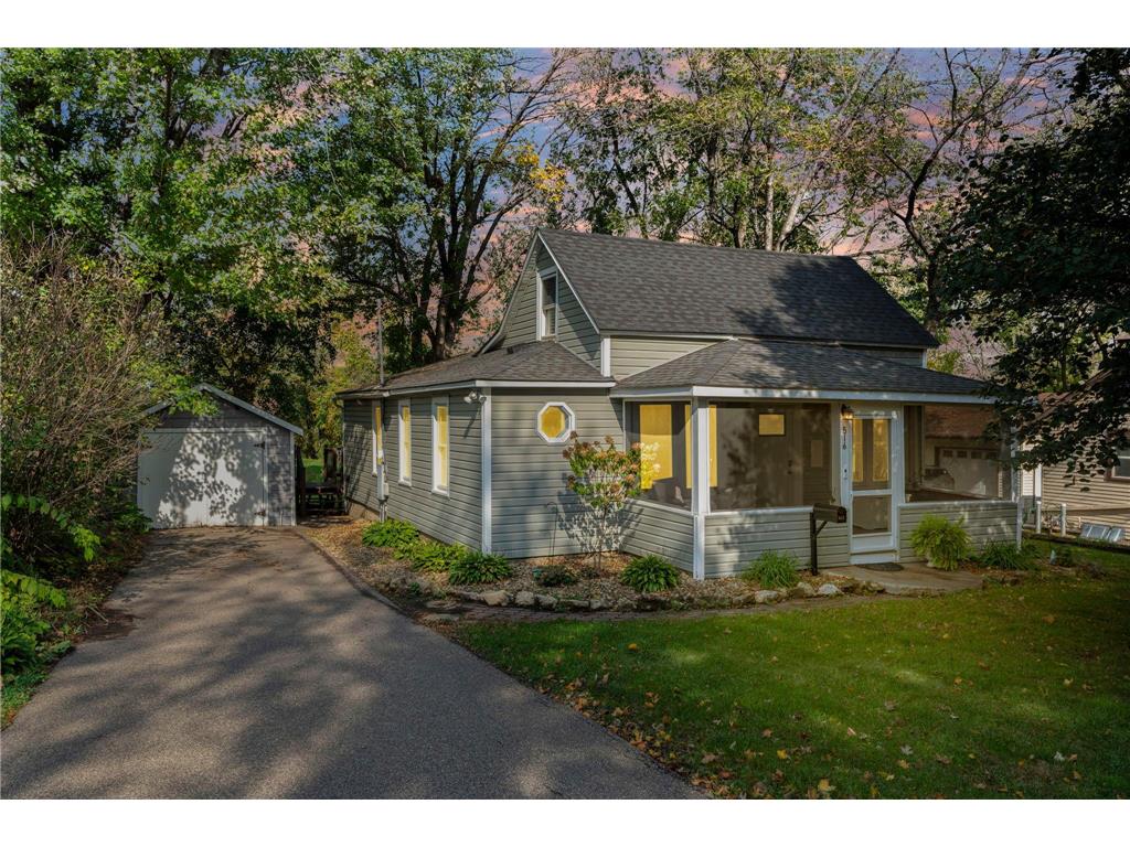 516 4th Street W Hastings MN 55033 6812783 image1