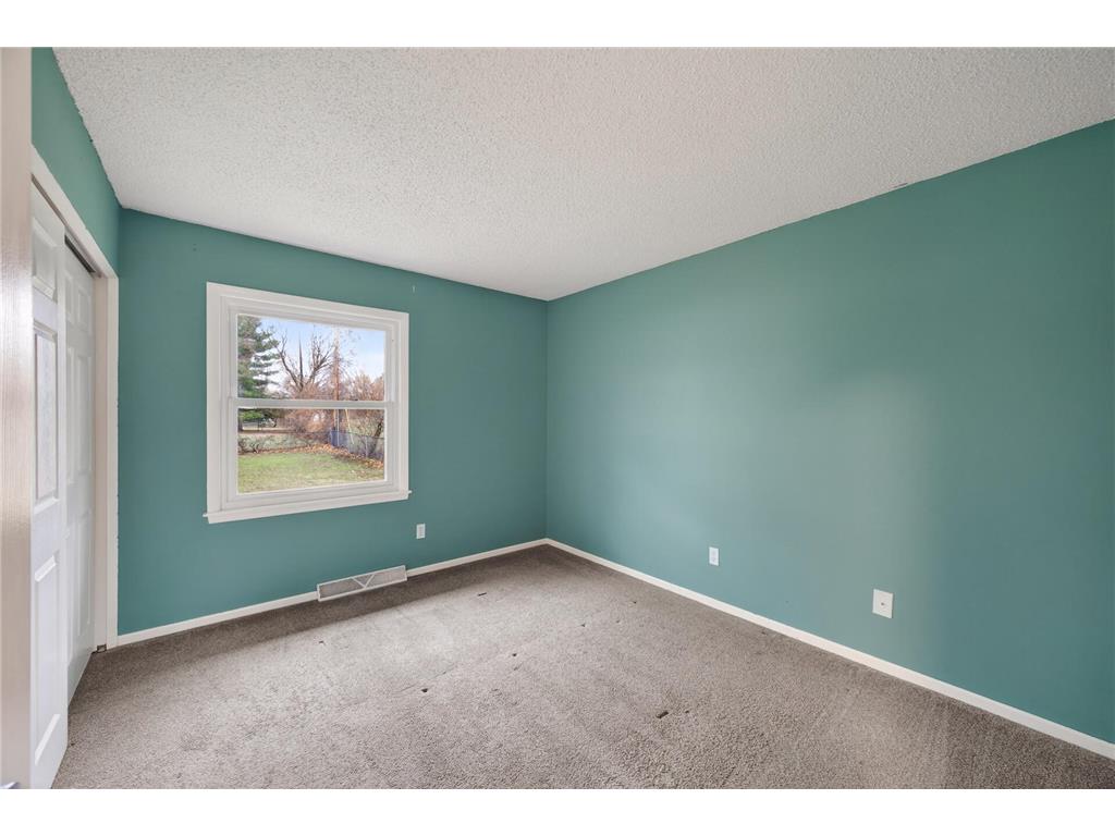 516 55th Avenue N Brooklyn Center MN 55430 7048958 image16