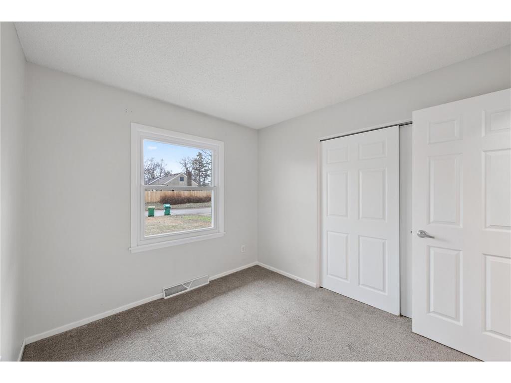 516 55th Avenue N Brooklyn Center MN 55430 7048958 image21