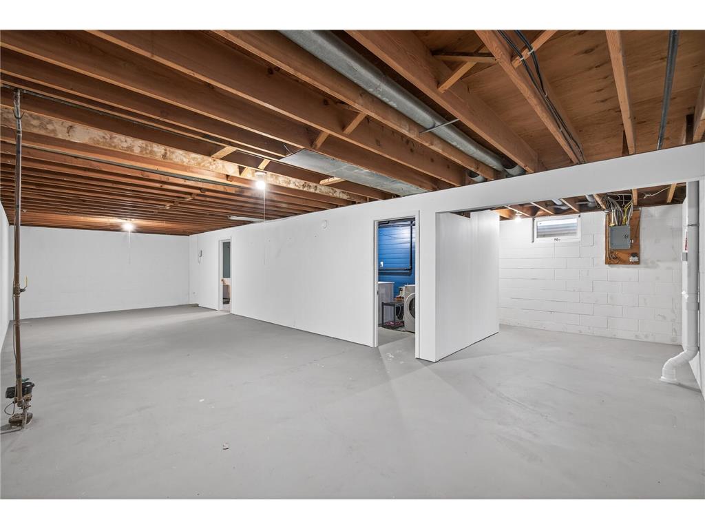 516 55th Avenue N Brooklyn Center MN 55430 7048958 image24