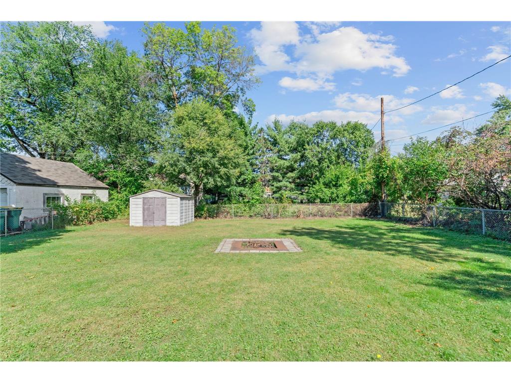 516 55th Avenue N Brooklyn Center MN 55430 7048958 image32