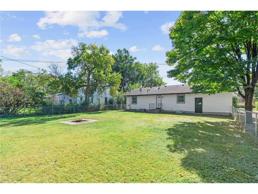 516 55th Avenue N Brooklyn Center MN 55430 7048958 image33