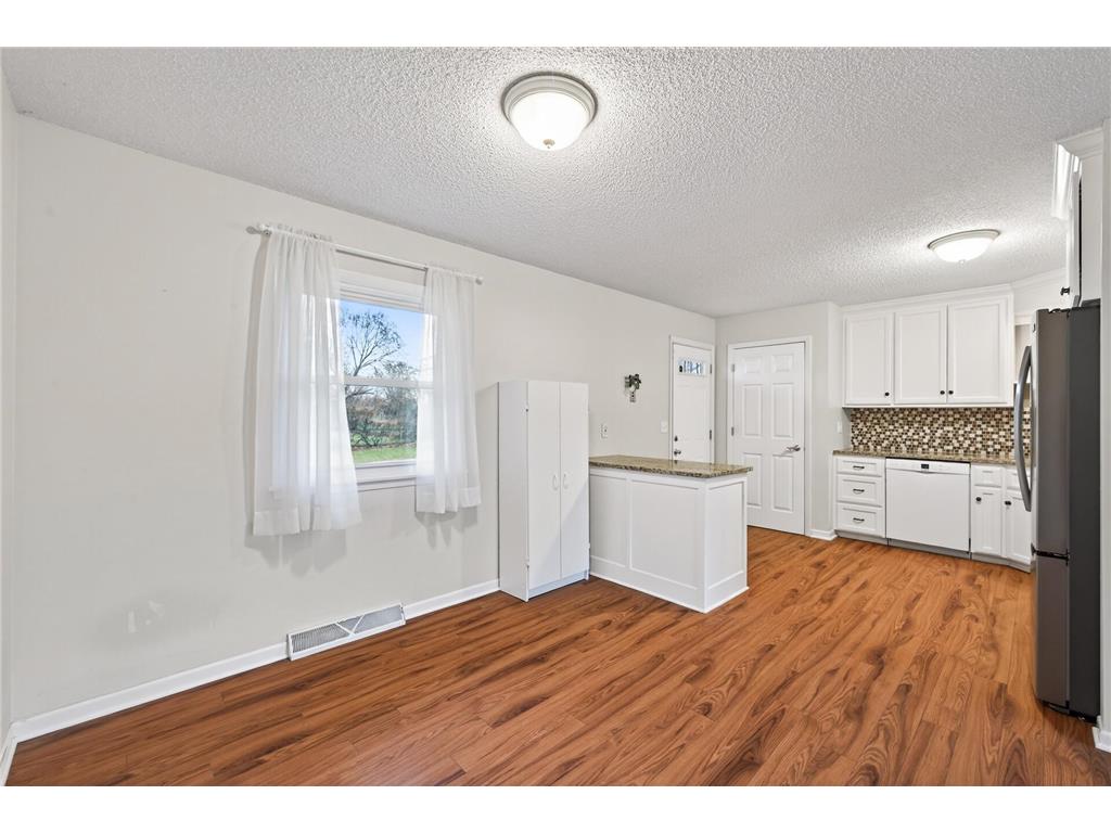 516 55th Avenue N Brooklyn Center MN 55430 7048958 image8