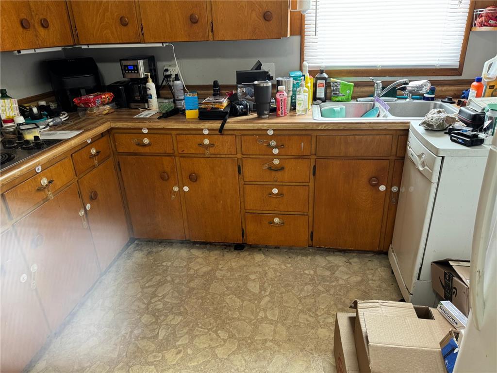 516 7th Avenue International Falls MN 56649 7041697 image44