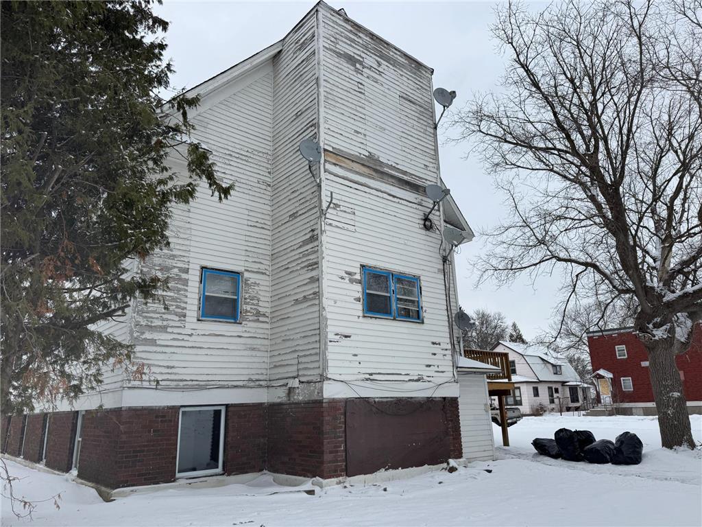 516 7th Avenue International Falls MN 56649 7041697 image89