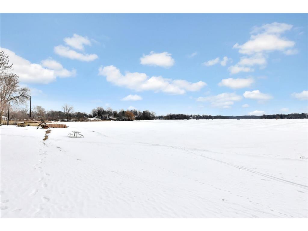 516 Dew Drop Lane Center City MN 55012 - South Center Lake 7017323 image15