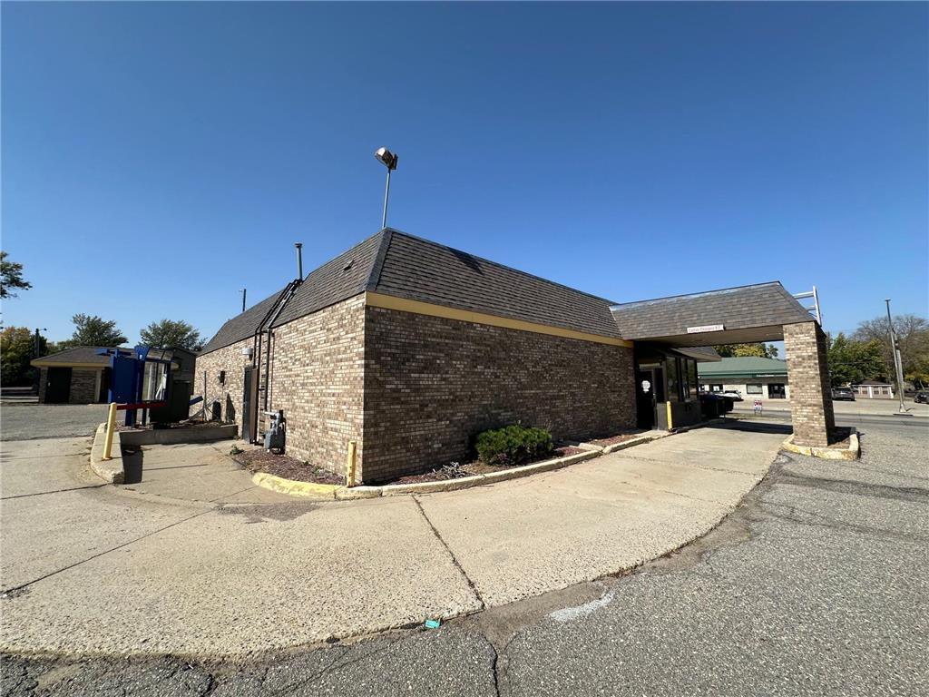 516 E Bridge Street Redwood Falls MN 56283 6819731 image12