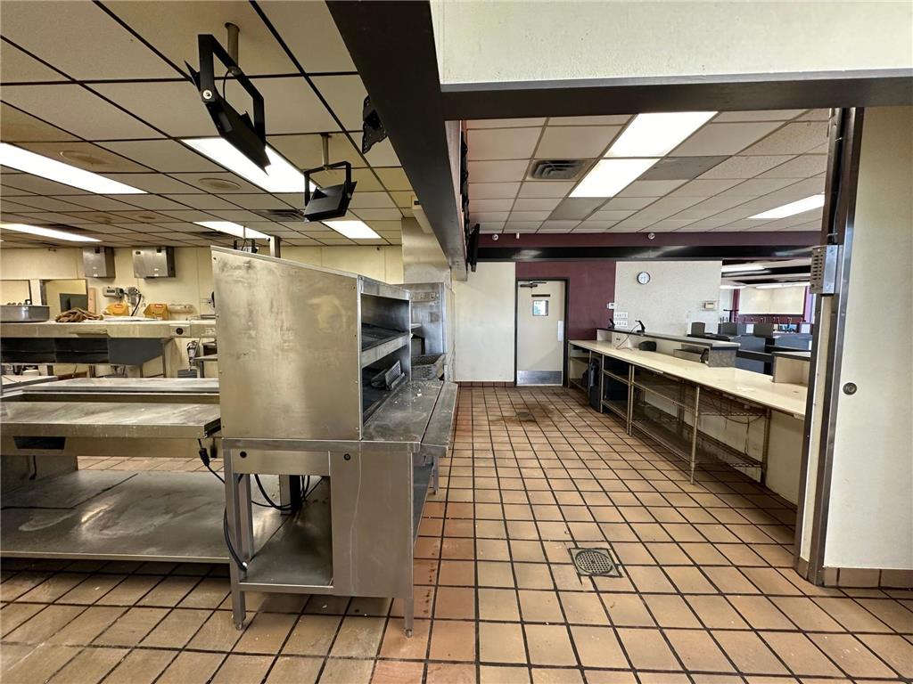 516 E Bridge Street Redwood Falls MN 56283 6819731 image21