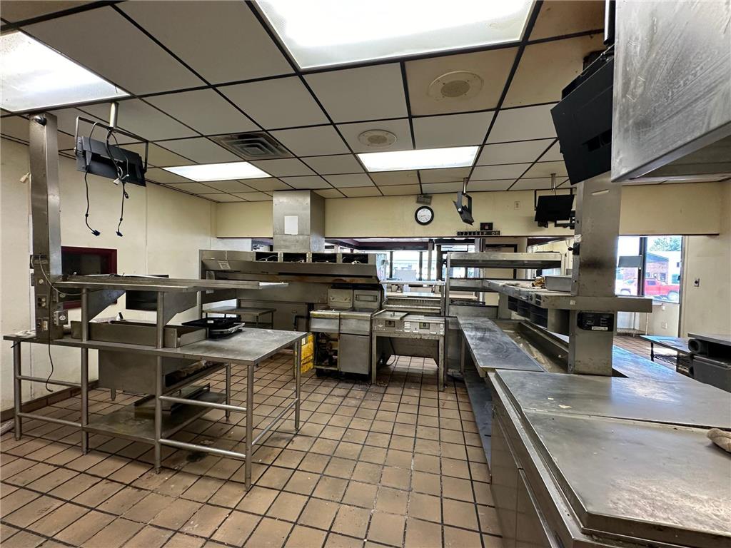 516 E Bridge Street Redwood Falls MN 56283 6819731 image22