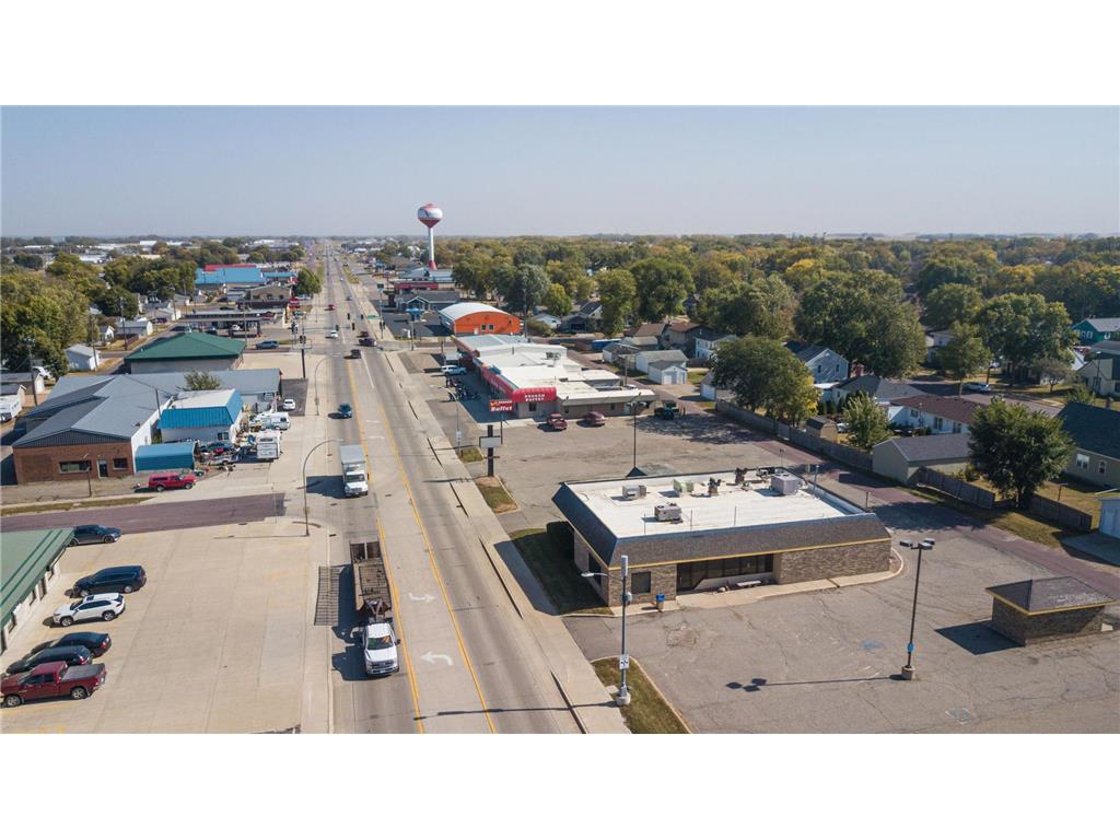 516 E Bridge Street Redwood Falls MN 56283 6819731 image5