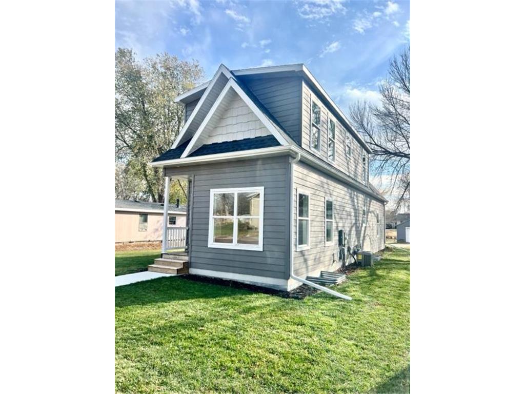 516 E Elm Street Redwood Falls MN 56283 6626234 image1