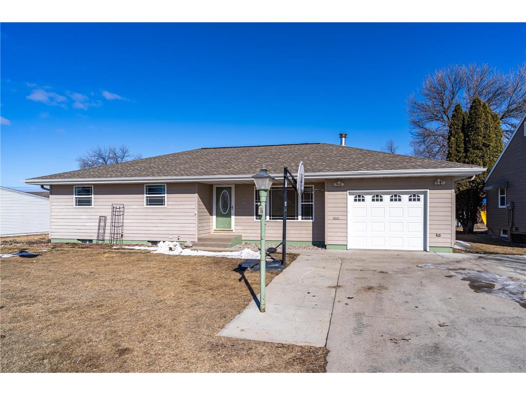 516 Grant Street Crookston MN 56716 6498193 image1