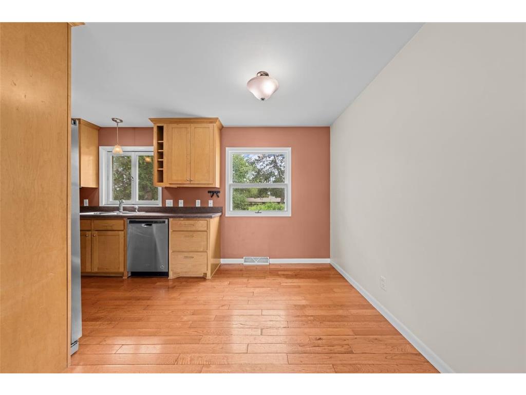 516 Gray Street Hudson WI 54016 7105790 image6