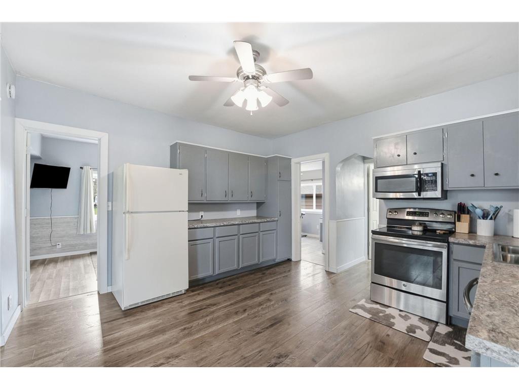 516 Hudson Street Paynesville MN 56362 7069851 image10